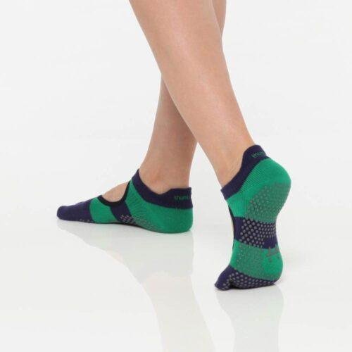 Polo-2-1.jpg | Thumb Toe