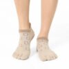 Teddy Beige Grip Socks – Thumb Toe 4 | Thumb Toe