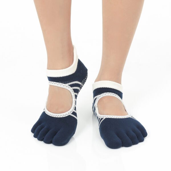 Whale Black White Purple Grip Socks – Thumb Toe 4 | Thumb Toe