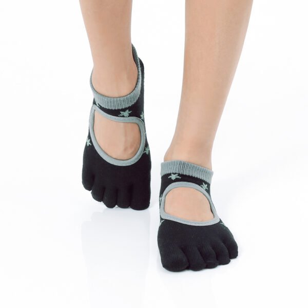 Space Black Grip Socks – Thumb Toe 3 | Thumb Toe