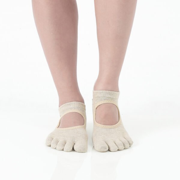 Oat White Beige Lime Grip Socks – Thumb Toe 5 | Thumb Toe