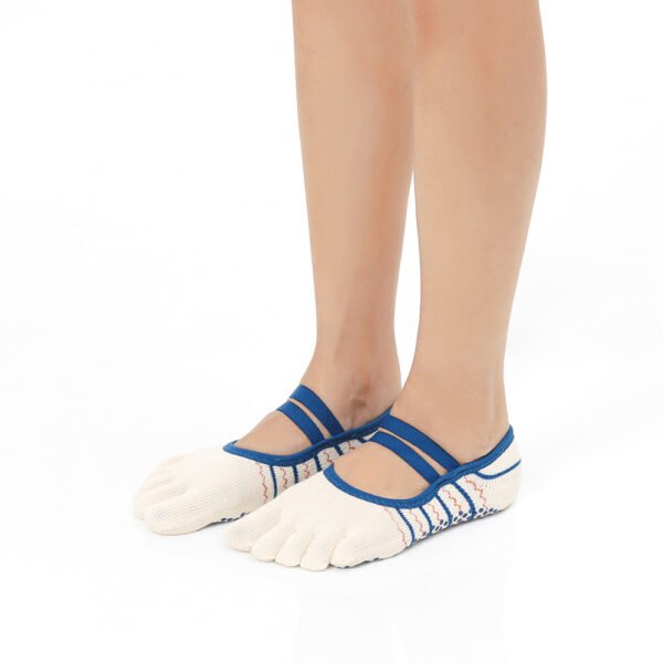 Pencil Beige White Grip Socks – Thumb Toe 6 | Thumb Toe