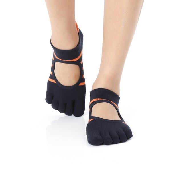Tigger | Thumb Toe